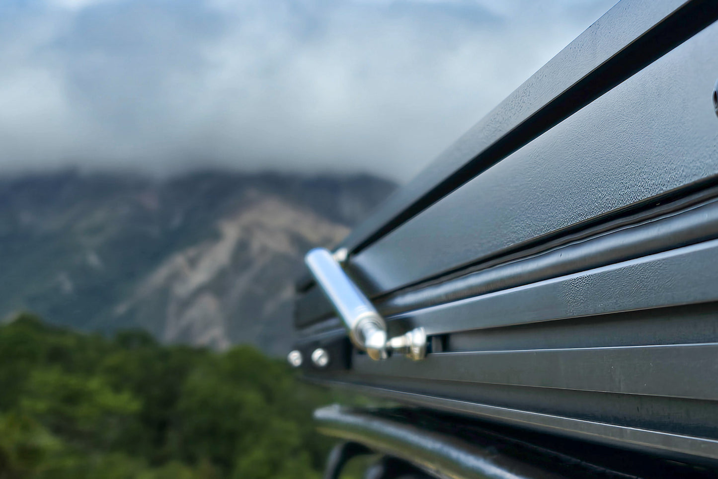 Summit Ascent Series Roof Top Tent Closed